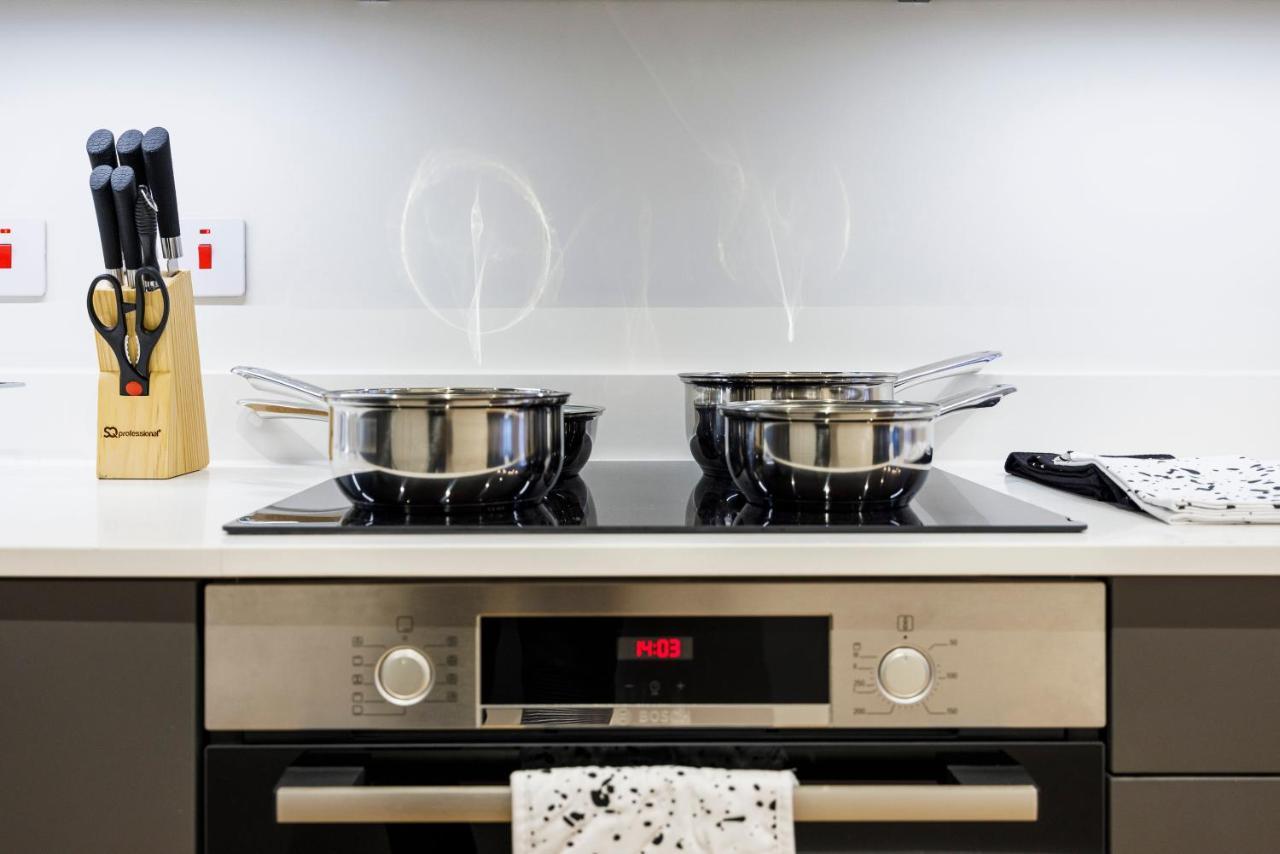 Luxury Spacious 2 Bed Apartment, London - Sk Экстерьер фото